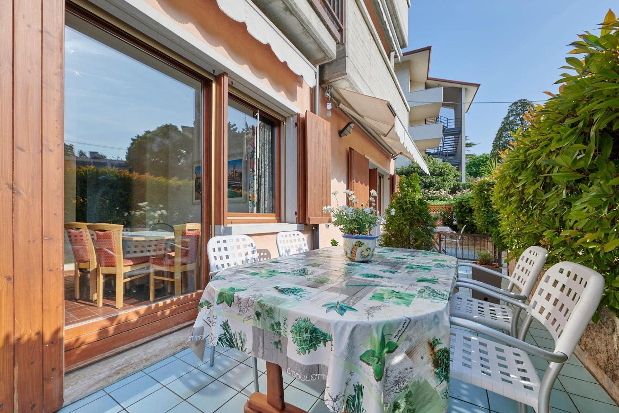 Apartments Rainer - Front Lake Bardolino Ngoại thất bức ảnh